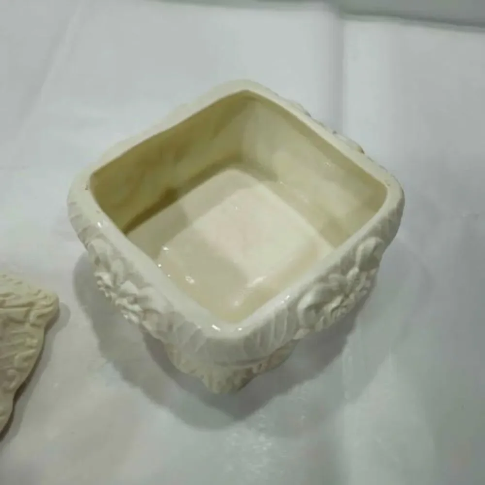 Unbranded ornate white